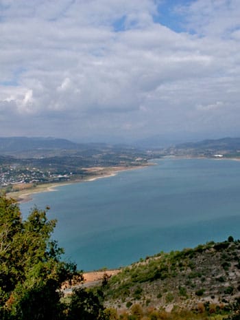 Vista del embalse de Barasona desde la ermita de Lumbierres ® Asociación Ramiro I